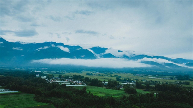 腾冲旅游：一城烟雨半山水，解锁边城最温柔的诗意